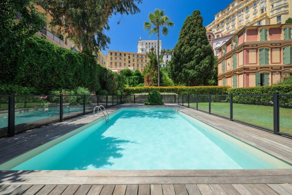 Апартаменты Le Coq Wagner - Parking - Air Conditioning - Pool Ментона Экстерьер фото